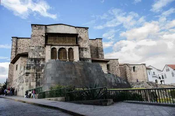 Let's know Coricacha with a Cusco City tour
