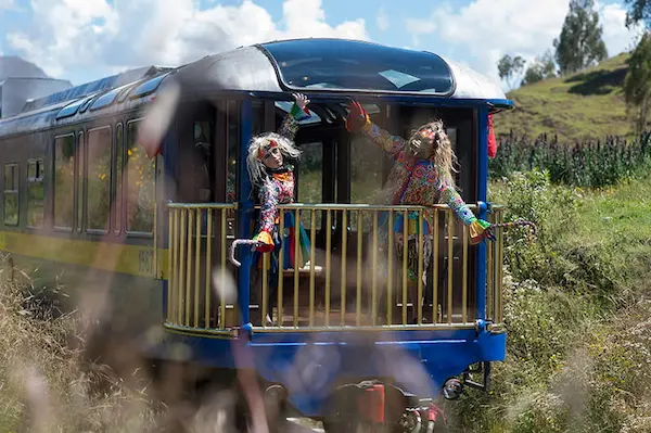 Machu Picchu tour with Vistadome train